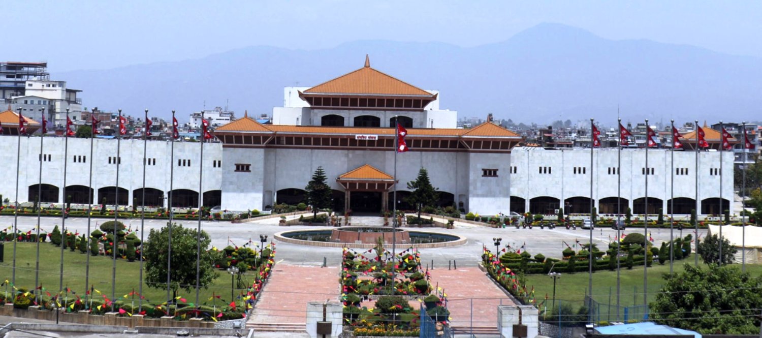 संसद् ६ पटक विघटन, ४ पटक पुनःस्थापना